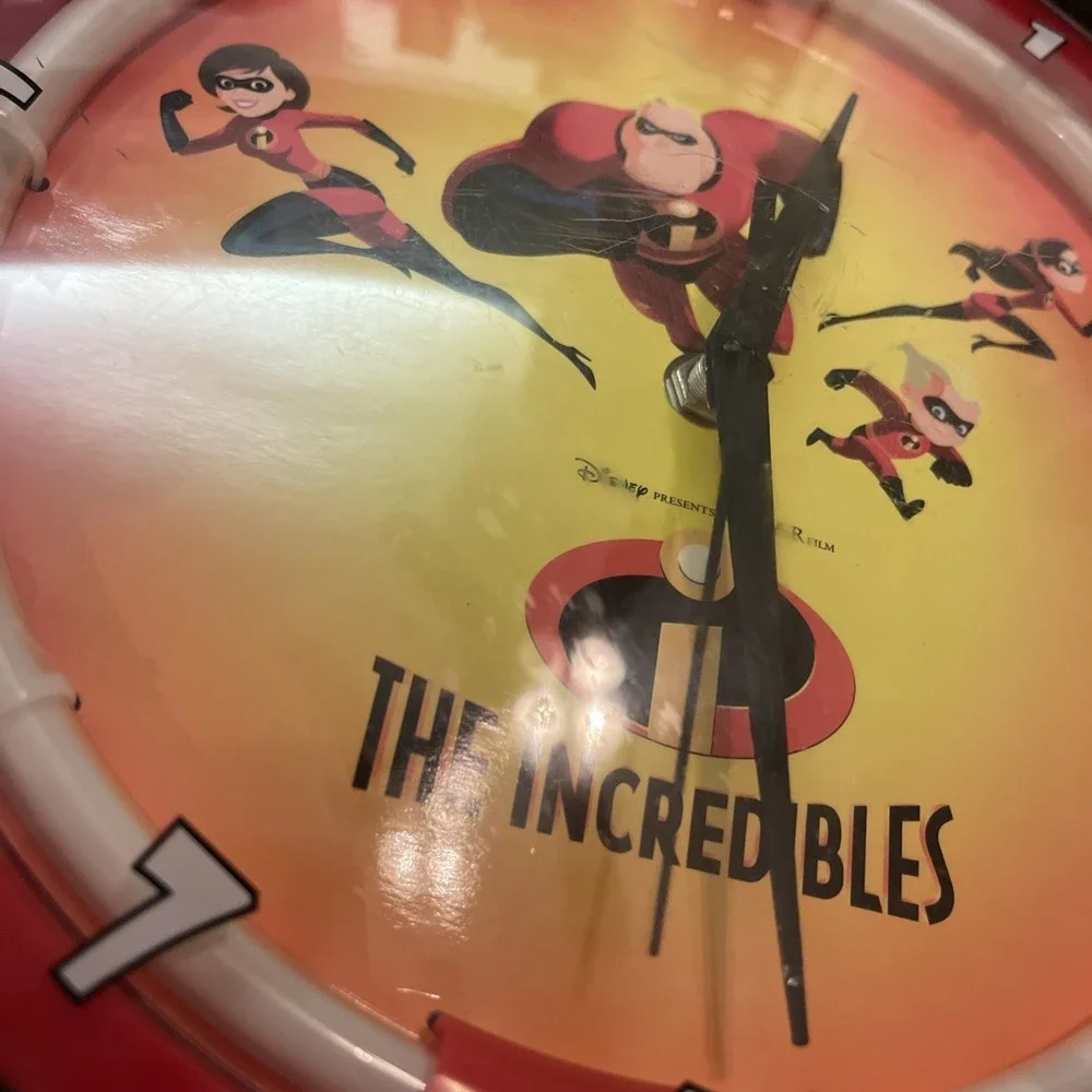2005‎ Disney Pixar The Incredibles 12